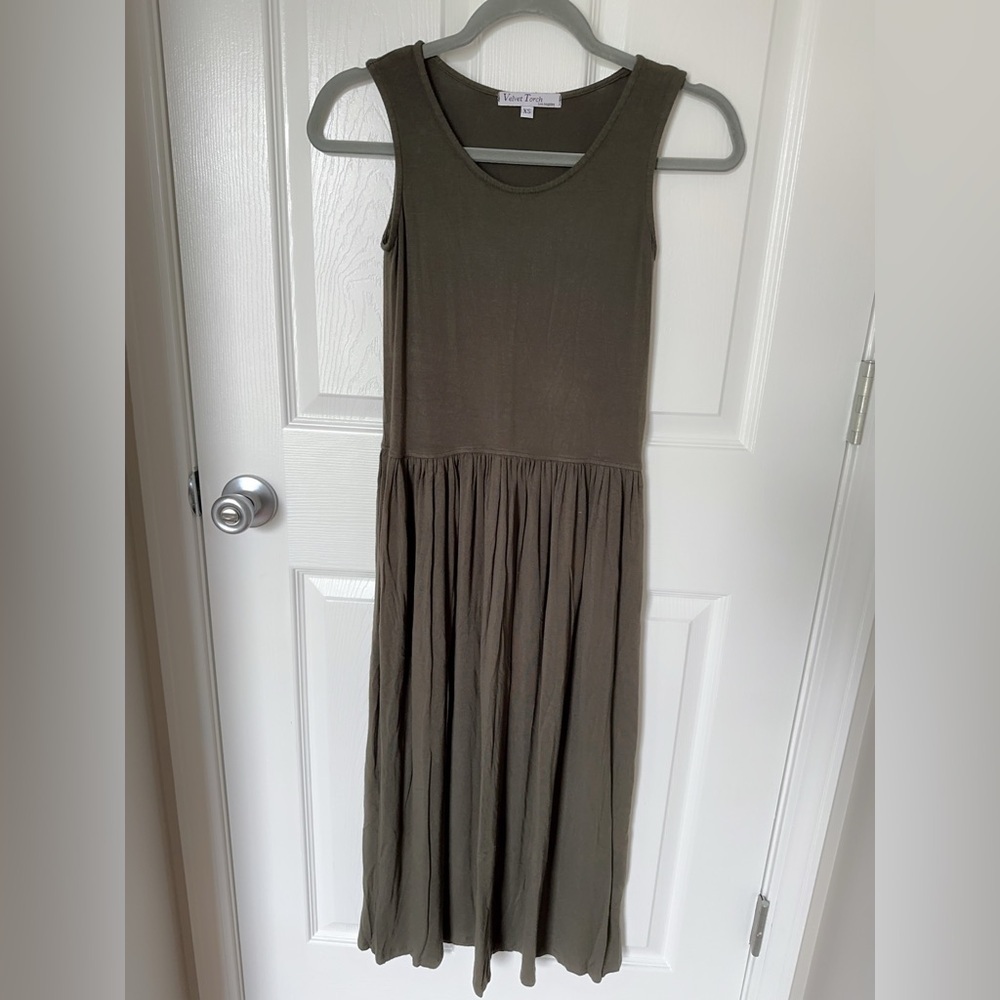 Green olive Pleated Maxi Sundress